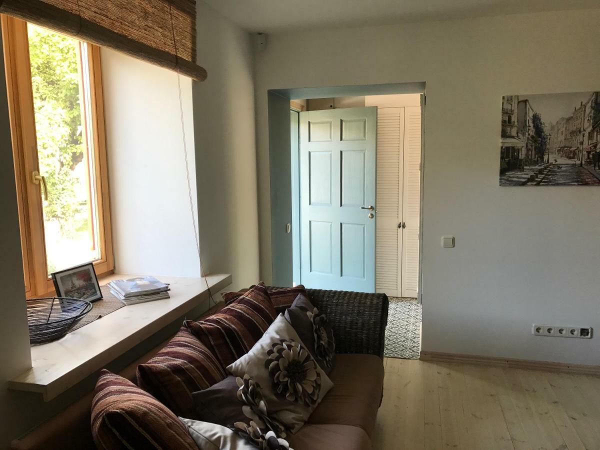 Apartment Near By Sea Jurmala Bagian luar foto