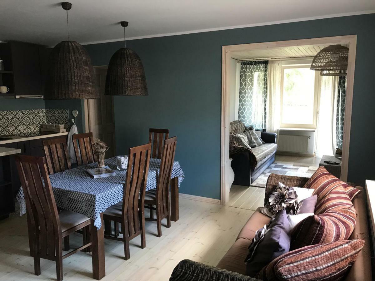 Apartment Near By Sea Jurmala Bagian luar foto