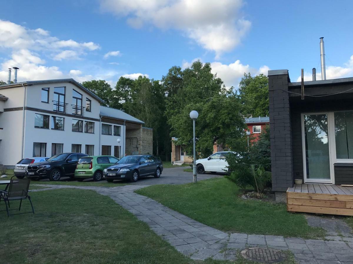 Apartment Near By Sea Jurmala Bagian luar foto