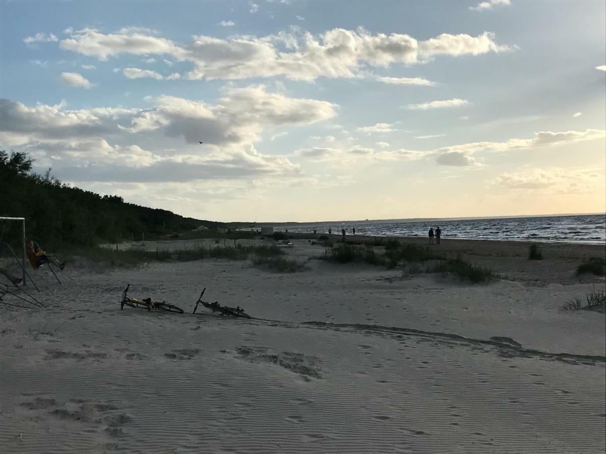 Apartment Near By Sea Jurmala Bagian luar foto